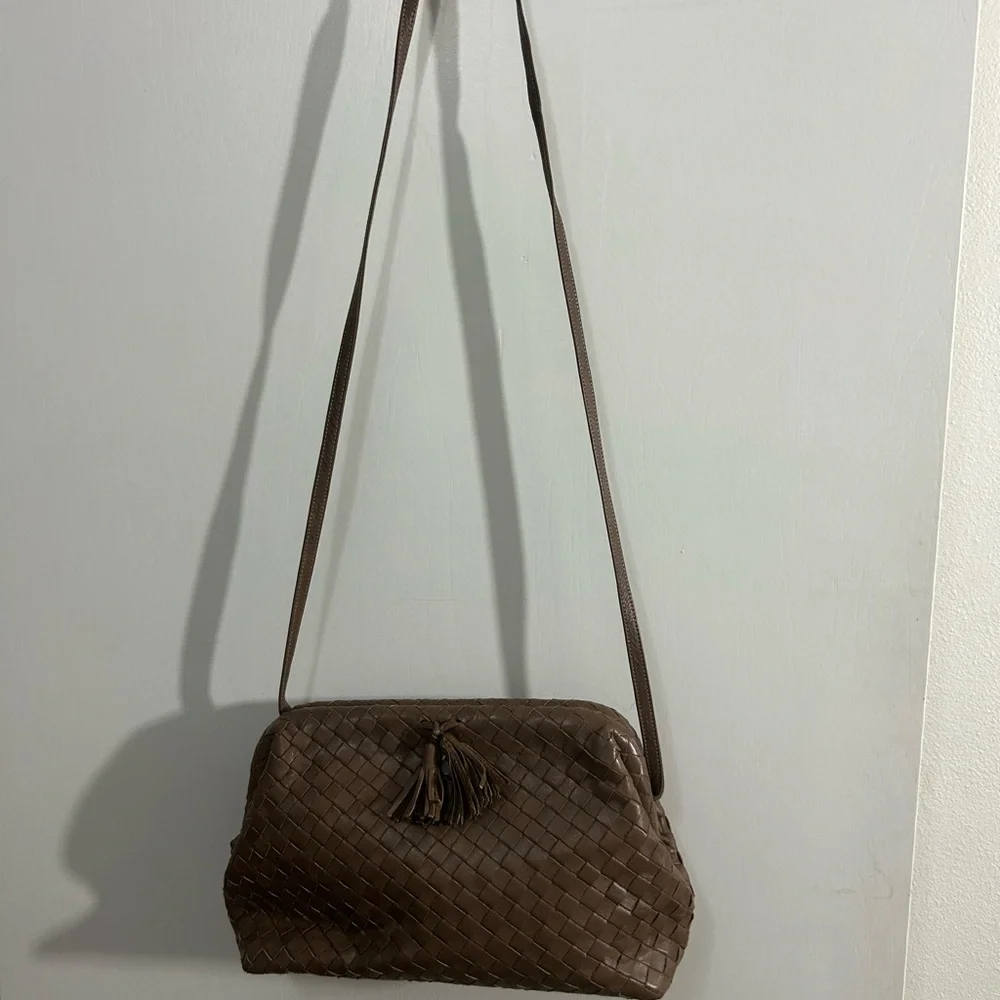 Chic Taupe Woven Leather Crossbody Bag - Picture 7 of 7